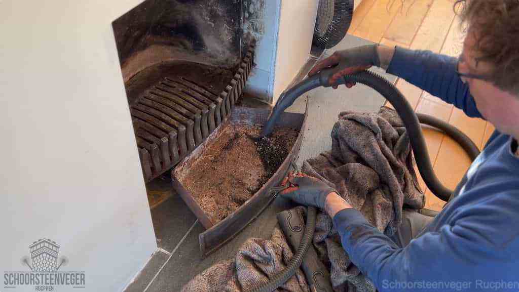 Prijs schoorsteenvegen Rucphen schouw reinigen Prijs schoorsteenvegen Rucphen schouw reinigen